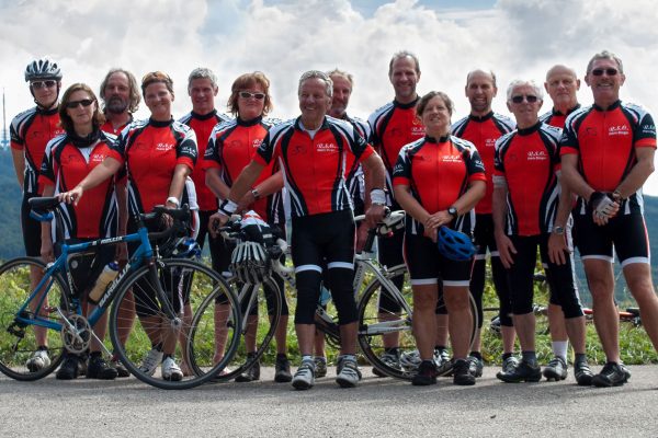 Radsport-Gruppe mit Trikots - RSC Phoenix