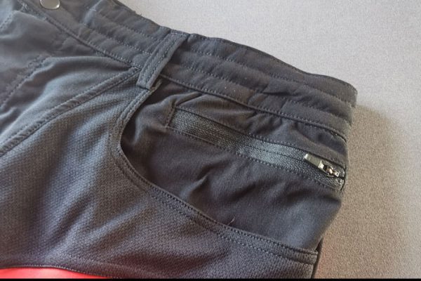 DOWE Hose Detailfoto