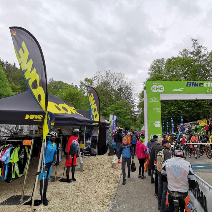 Dowe Beim Bike The Rock Festival