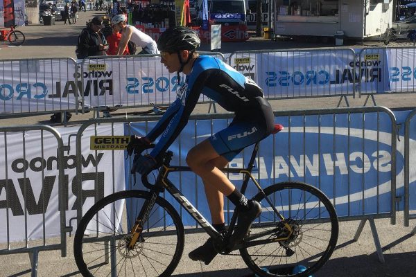 aero-cyclingsuit-dowe-fujibikes-rockets