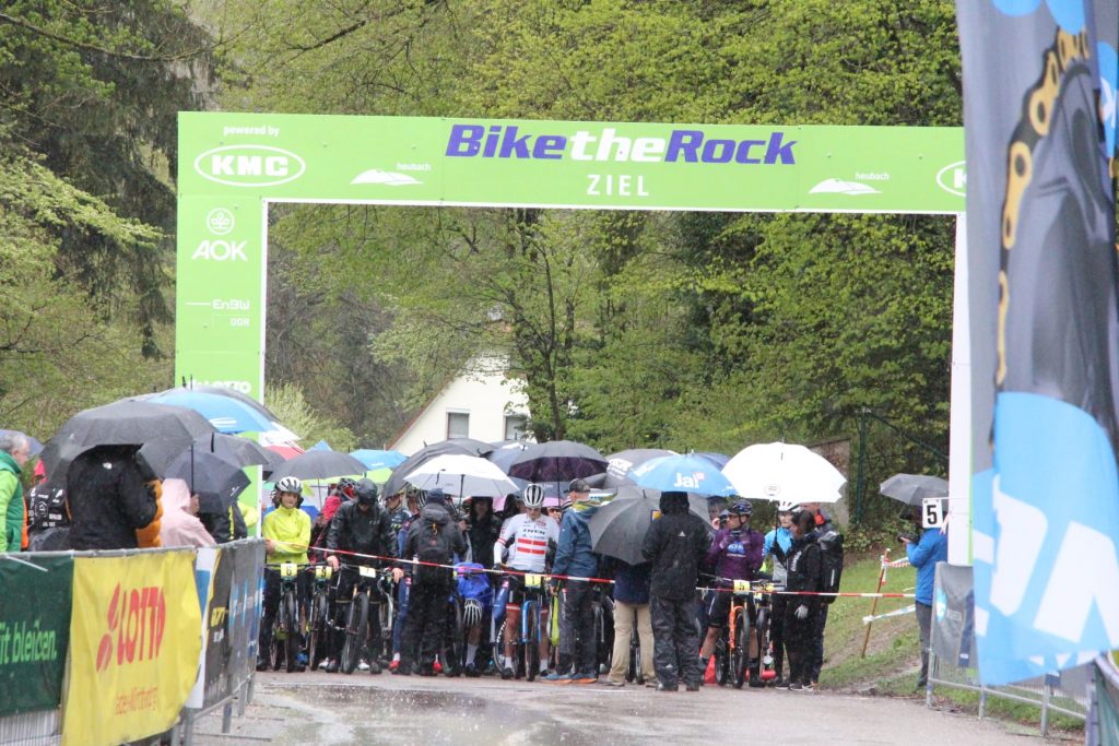 279301608_2538156032986591_3661642479400930653_n DOWE Simplon Team in Heubach