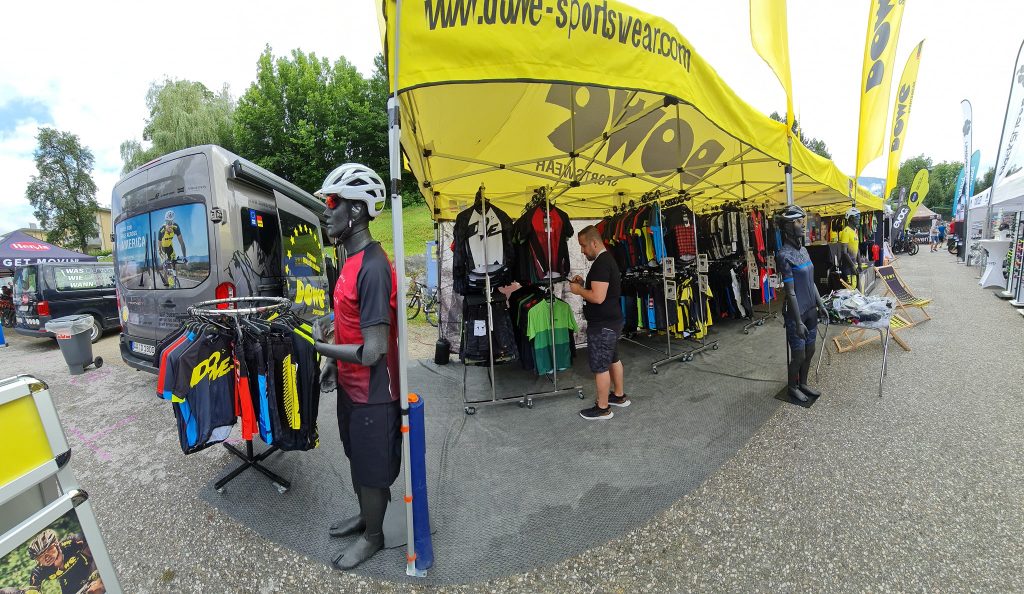 292771033_5459758370741704_4487882270012297726_n DOWE bei der Salzkammergut Trophy 2022 - Messestand