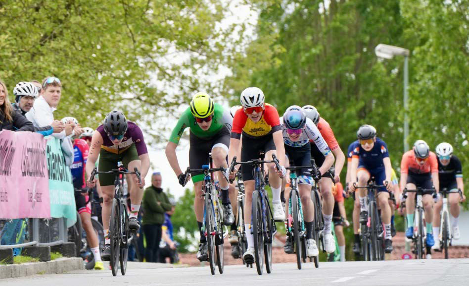 Die KTM Youngsters beim Radrennen im DOWE Trikot