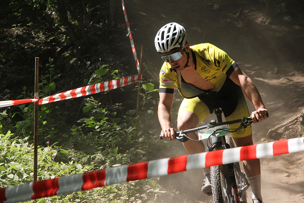 dowe-sportswear-team-dowe-simplon-5-23-14 Team DOWE Simplon beim Bundesligarennen