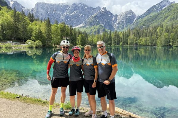 dowe_sportswear_teamwear_zweidinger