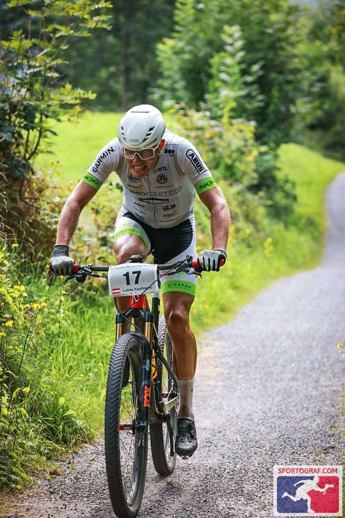 Dowe-sportswear-lukas-kaufmann-M3-Marathon