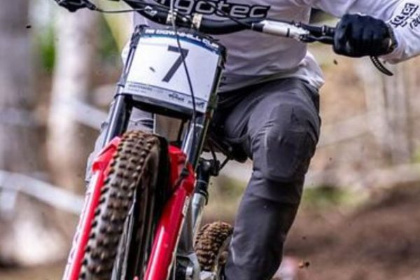 dowe-sportswear-bikepants-01